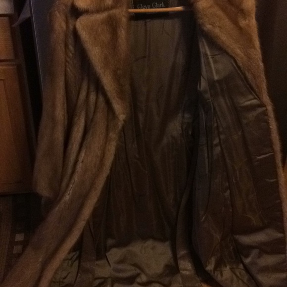 Mink Coat - Picture 3 of 3